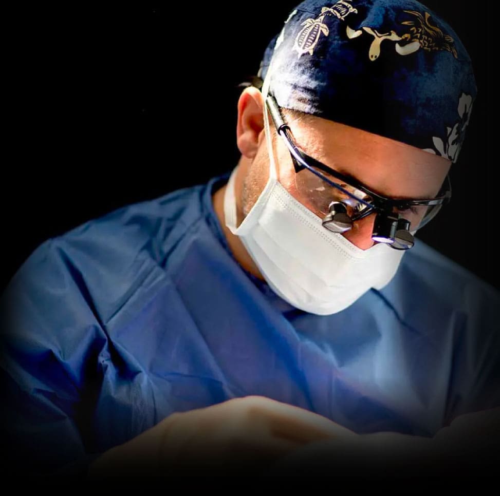 How to Choose the Best Facelift Surgeon in the UK | Dr. Dominic Bray